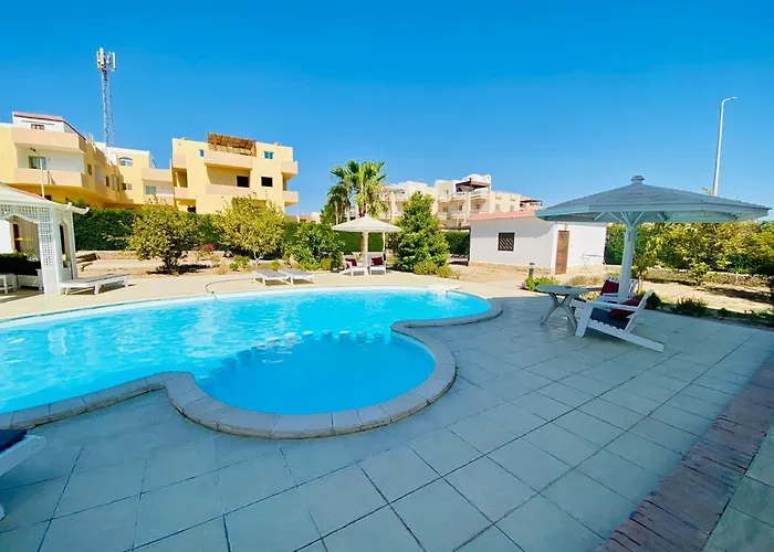 Villa In Heart Of *